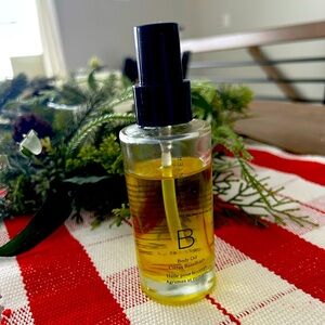 Beautycounter, citrus rosemary body oil